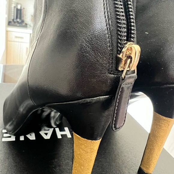 Chanel boots - Picture 4 of 5
